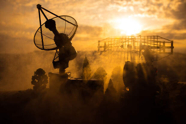 Собянин сообщил об уничтожении третьего за ночь дрона, летевшего на Москву