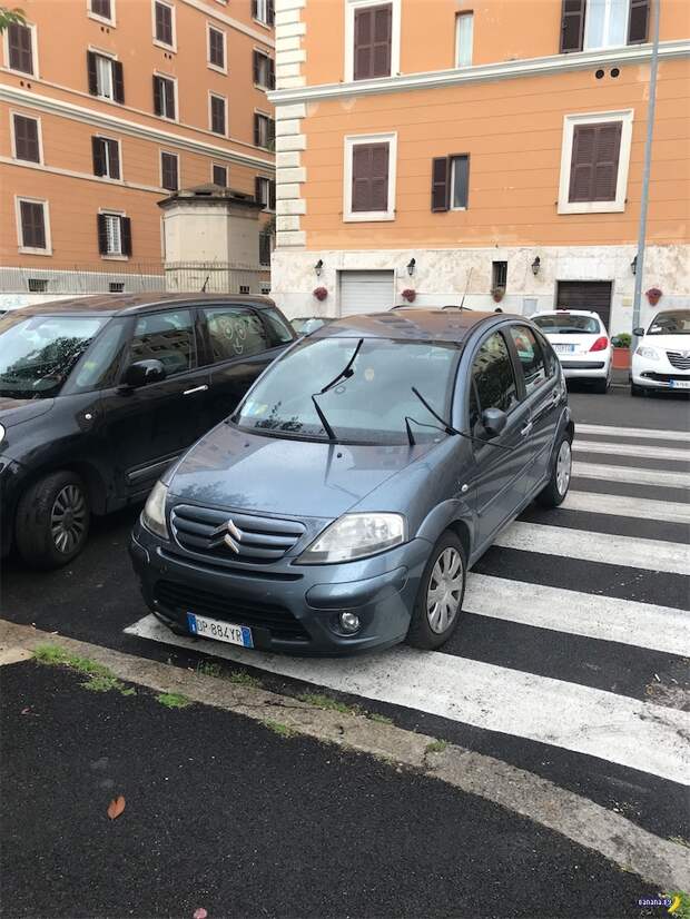 Как наказывают за хамскую парковку в Риме?