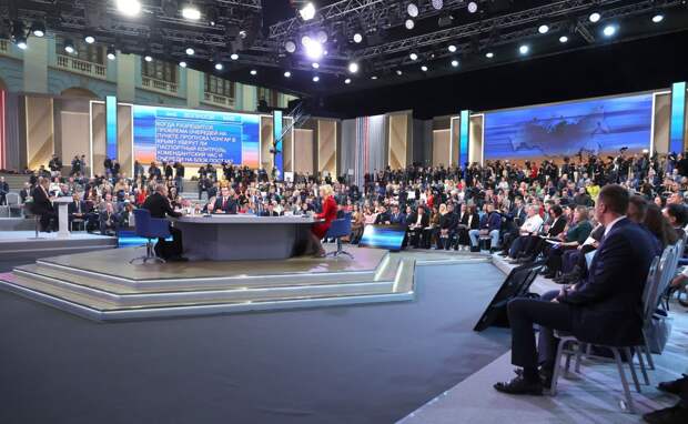 Украинское руководство ведет себя «глупо и безответственно», пытаясь удерживать небольшой участок на левом берегу...