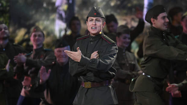 «Наворачиваются слезы»: Хабиб о военных песнях