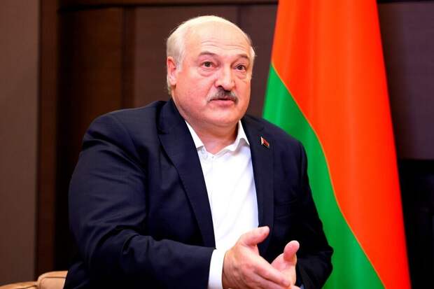 Лукашенко предрек очередь из мировых лидеров на парад в Москве