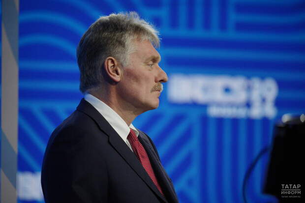 Песков заявил, что России не нужны дозволения для проведения парада Победы