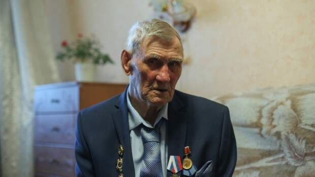 "Спустя 12 лет я узнал, кто мне спас жизнь": ветеран из Барнаула о годах войны