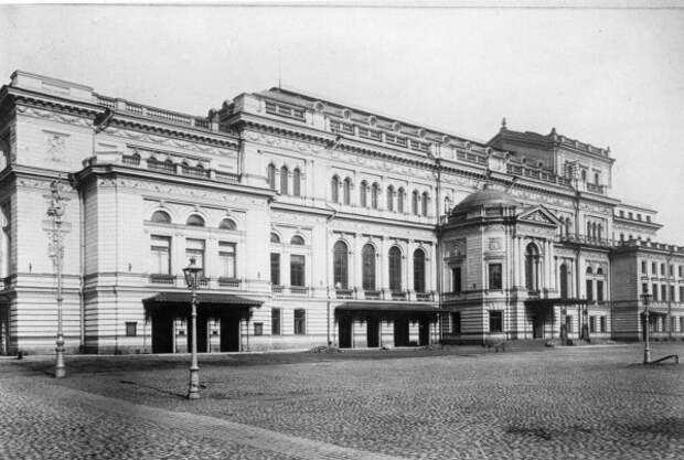 В Петербурге открыта первая в России консерватория
