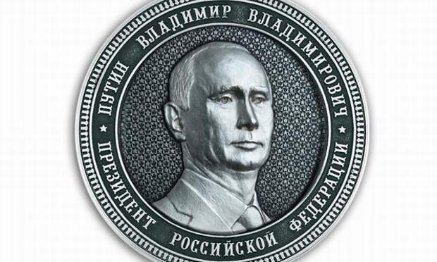 Социологи расспросили россиян о культе личности Путина