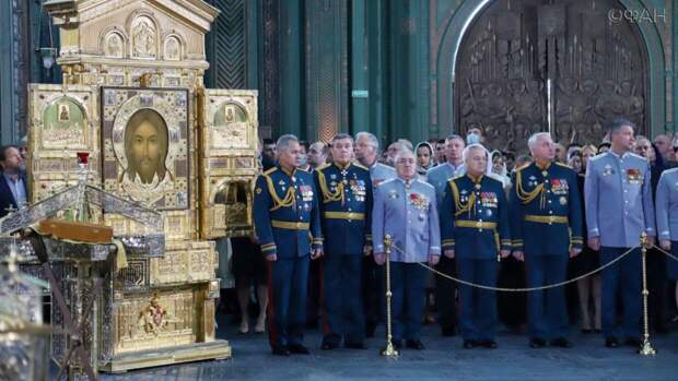 Церемония освящения главного храма Минобороны РФ началась в Кубинке