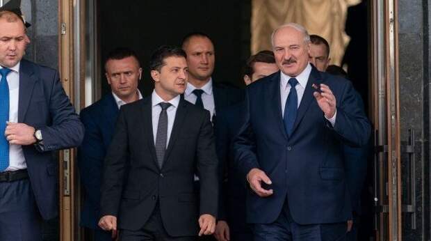 Парад Победы в Москве – трудное испытание для Лукашенко. Ростислав Ищенко