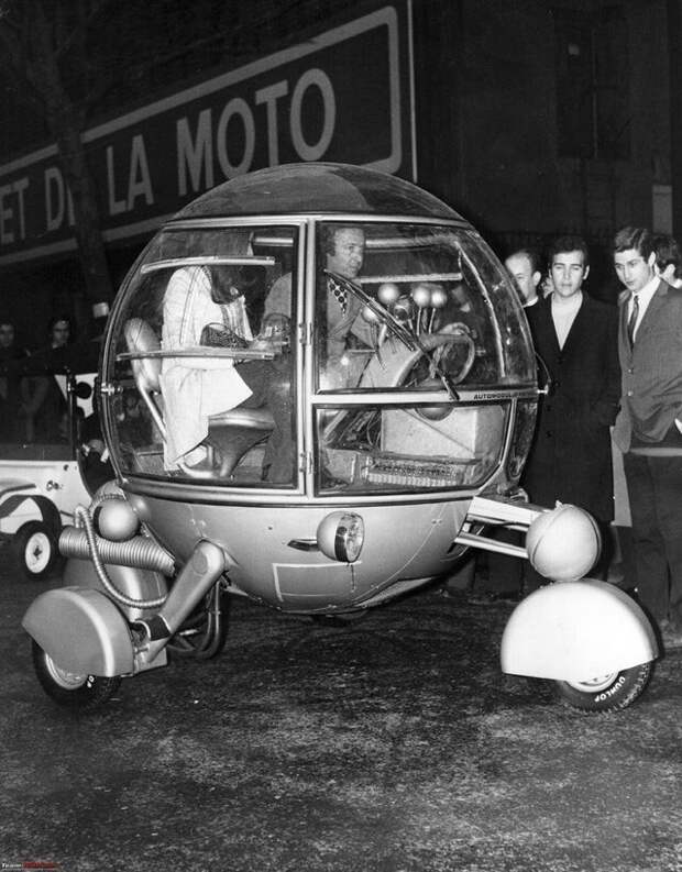 Automodul, на выставке Racing Car and Cycle в Париже, 1970