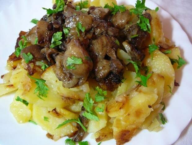 Маслята жареные с луком
