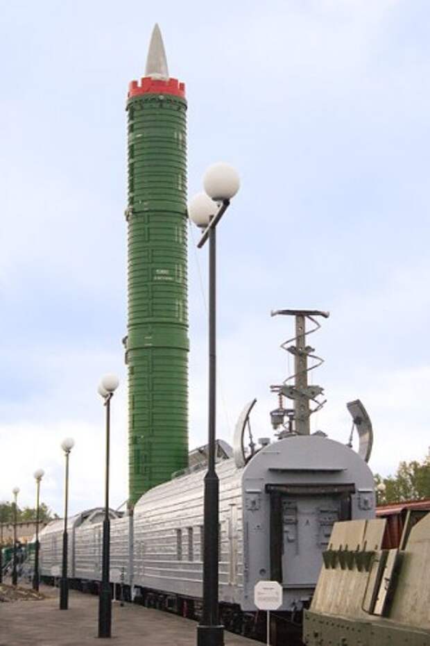 Боевой железнодорожный ракетный комплекс РТ-23 УТТХ "Молодец".