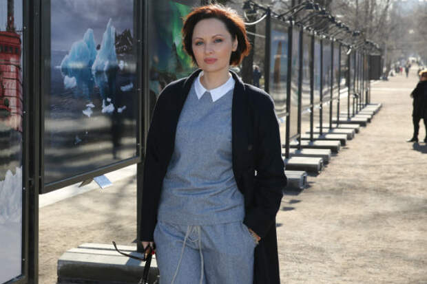 Елена Ксенофонтова Елена Ксенофонтова