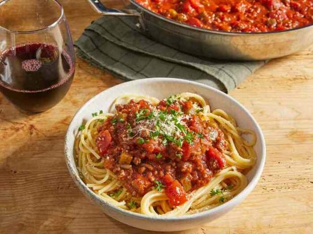 Макароны с фаршем. \ Фото: allrecipes.com.