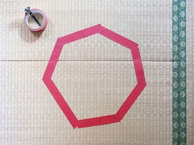 Кот в кругу