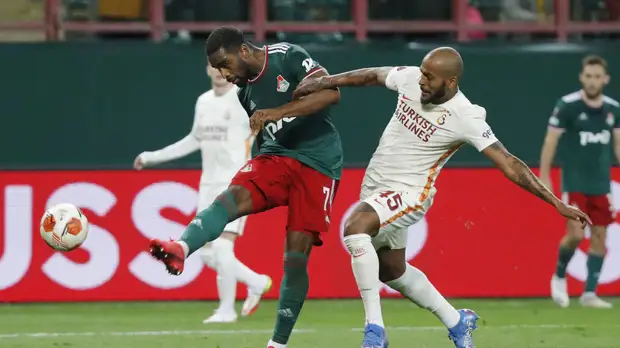 «Галатасарай» открыл счёт в матче ЛЕ с «Локомотивом»