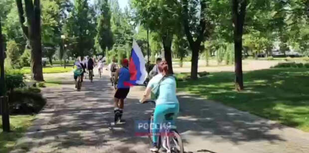 Патриотический парад на колесах: День России в Краснодаре