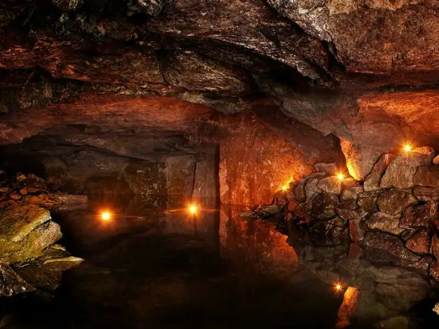 Подземное озеро. Фото: roadgo.ru