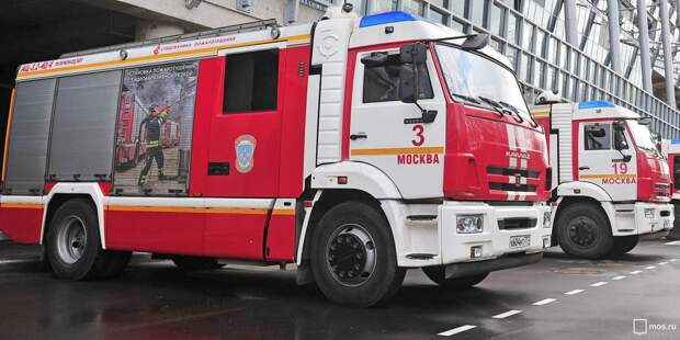Во дворе на Верхоянской горел матрас