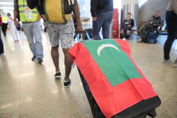 Застрявшие на Мальдивах россияне были вынуждены ночевать в аэропорту