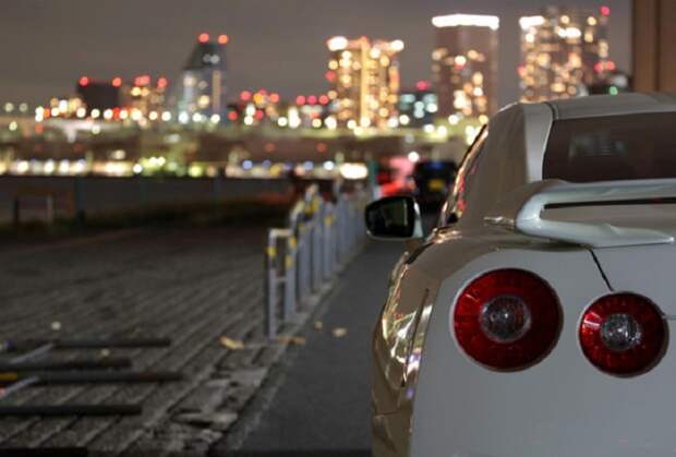 В людных в дневное время местах ночевать не рекомендуется/ Фото: auto.ria.com