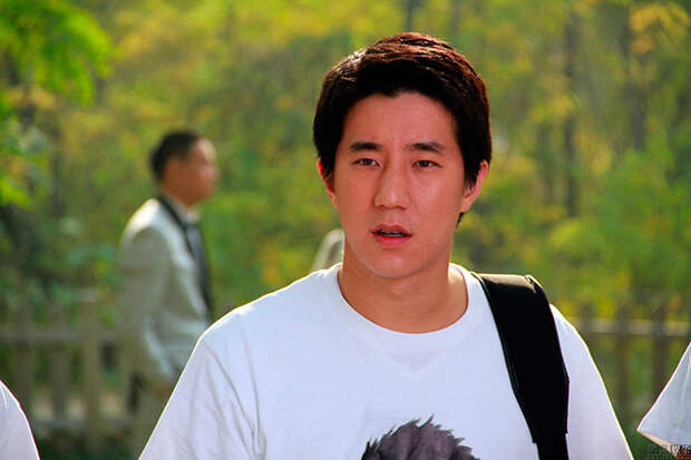 Почему Джеки Чан отрекся от родного сына и внебрачной дочери, оставив их без наследства?