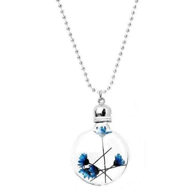 2. Небольшие по размеру лампочки можно превратить в украшения декор, интересно, красиво, своими руками, старая лампочка, фото