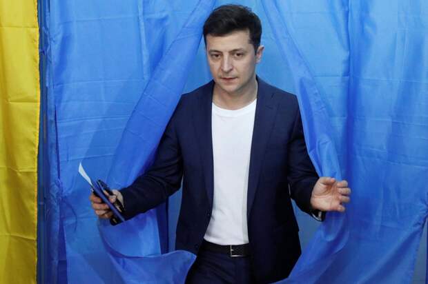 Зеленский голосует, 21.04.19.png Зеленский голосует, 21.04.19.png