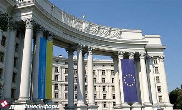 Наблюдатели ОБСЕ нужны на всей протяженности границы с РФ - МИД Наблюдатели ОБСЕ нужны на всей протяженности границы с РФ - МИД