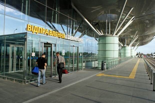 Украина официально ввела запрет на полеты между Москвой и Киевом