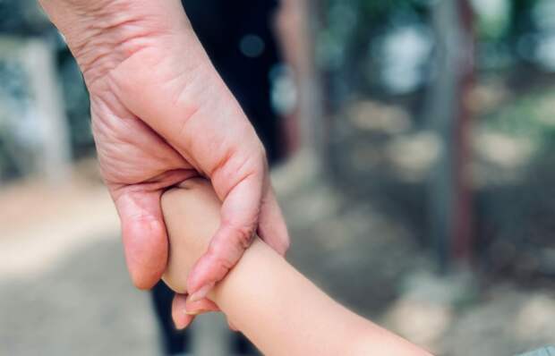 Петербуржец лишился машины за игнор маленьких детей