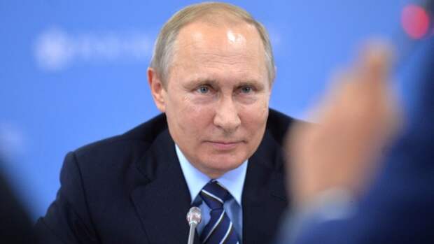 Путин рассказал, каким видит будущего президента России