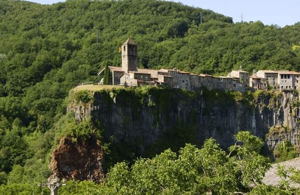 Кастельфольит-де-ла-Рока. география, текст, красота, фото, пейзаж, Испания, познавательно, длиннопост