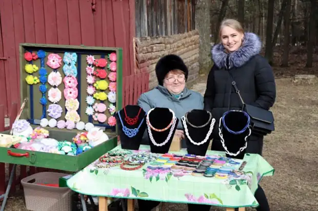 Игры, песни и блины Наш фоторепортаж с районного праздника ´Масленица´.