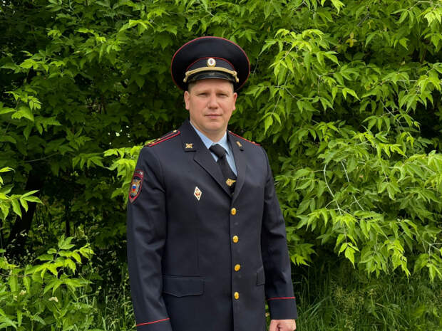 Полицейский спас тонущую женщину на реке Таха в Ивановской области