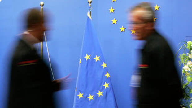 Флаг Евросоюза в здании Совета ЕС в Брюсселе. Архивное фото