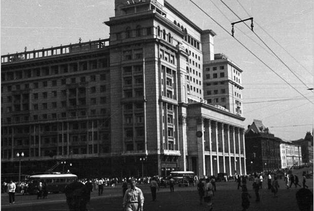 Ретро фотографии Москвы в 1939 года, сделанные Харрисоном Форманом