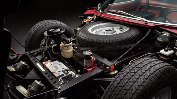 Lamborghini Miura SVJ 1972 года — один из трех выпущенных
