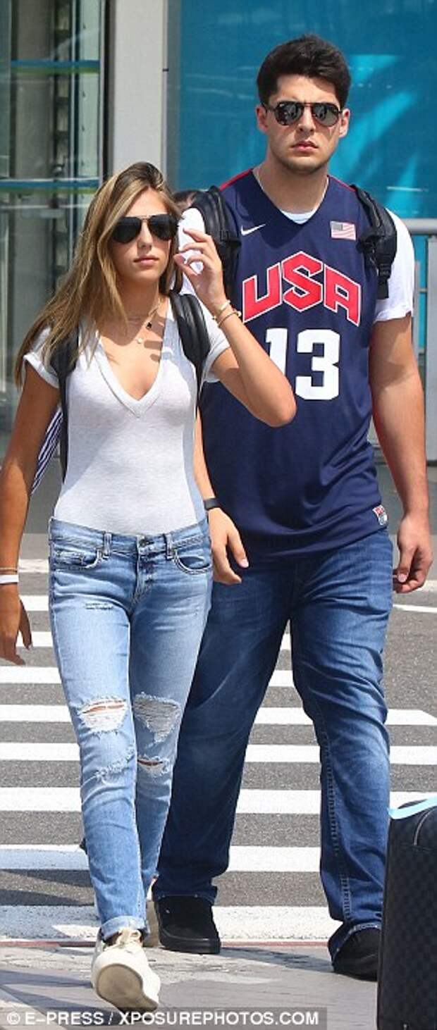 Keeping it casual: Sophia was dressed down in a pair of ripped jeans and a white T-shirt