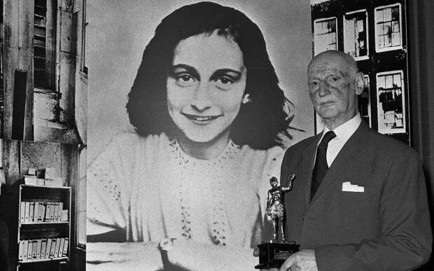 Рассказ, который пытались запретить в школах: к 90-летию со дня рождения еврейской девочки Анны Франк, которая вела дневник, прячась в тайнике
