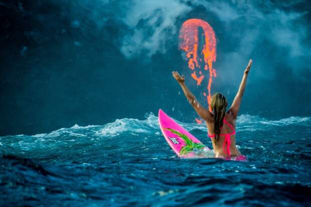 Первая женщина, проплывшая на серфе вокруг действующего вулкана Килауэа на Гавайях вулкан, женщина, извержение, серф