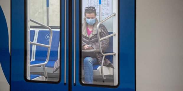 В Москве усилили контроль за ношением масок в метро и на транспорте. Фото: Д. Гришкин mos.ru