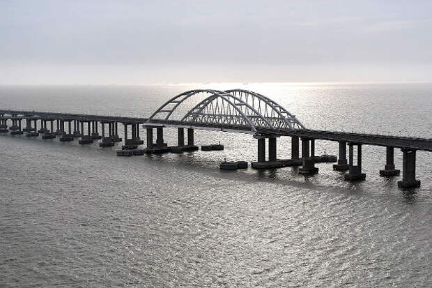 Швейцария ввела санкции против россиян за Крымский мост