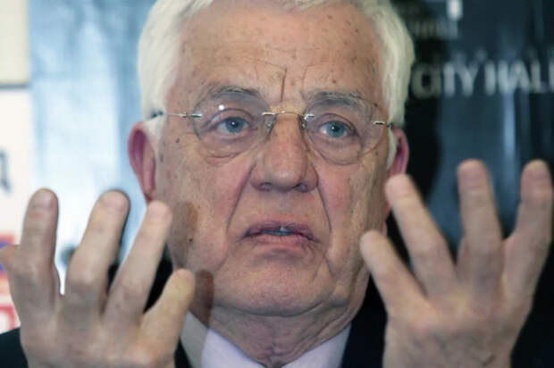 Дышу, двигаюсь и даже играю: 90-летний Раймонд Паулс сказал AIF о здоровье