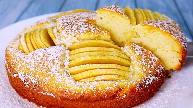 Кокосовый пирог с яблоками