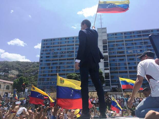 Гуайдо на митинге в Каракасе, 4.03.19.png
