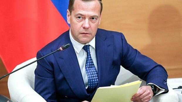 Правящему режиму нечего скрывать: Медведев заподозрил Киев в худшем на выборах
