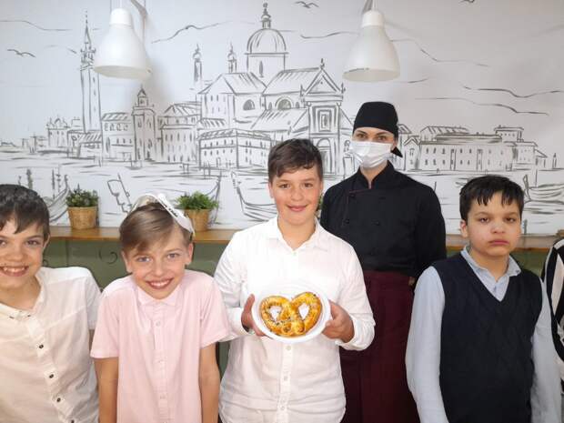 «Выпечка от юных поварят»