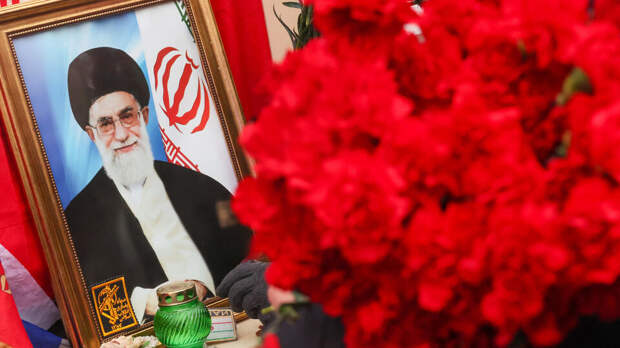 В КСИР назвали ошибкой надежду США посеять хаос в Иране убийством Али Хаменеи