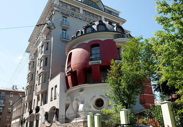 Необычные дома Москвы