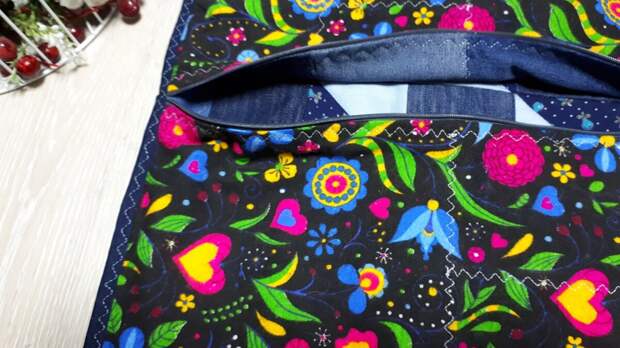 Писала, писала про пэчворк и решила - все, шью джинсовую подушку, сколько можно только одни чужие работы смотреть, пора и самой, что нибудь сотворить!-23