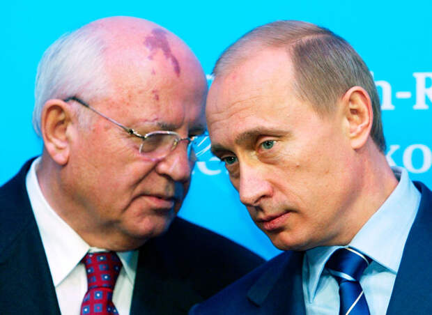 Почему пал СССР – и как не дать рухнуть России. Версии Путина и Горбачева